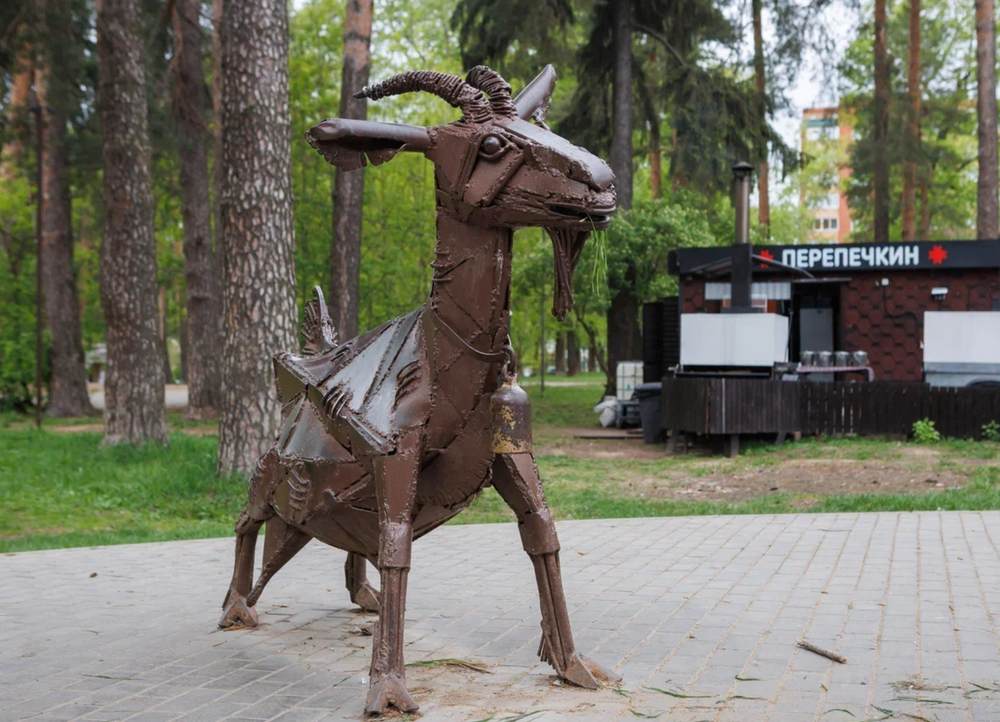 Где находится скульптура Коза в Ижевске | Путешествуй по Удмуртии Где находится скульптура Коза в Ижевске | Путешествуй по Удмуртии