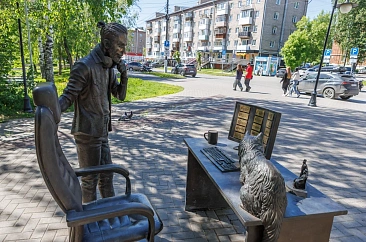 Что посмотреть туристу: необычные памятники и скульптуры Ижевска