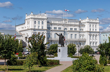 Архитектурный символ Сарапула: история здания городской администрации
