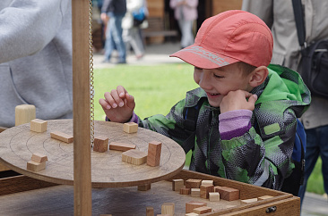Семейный турнир «Играй! Кубок города»! и усадебный праздник «Сказочной тропой» 